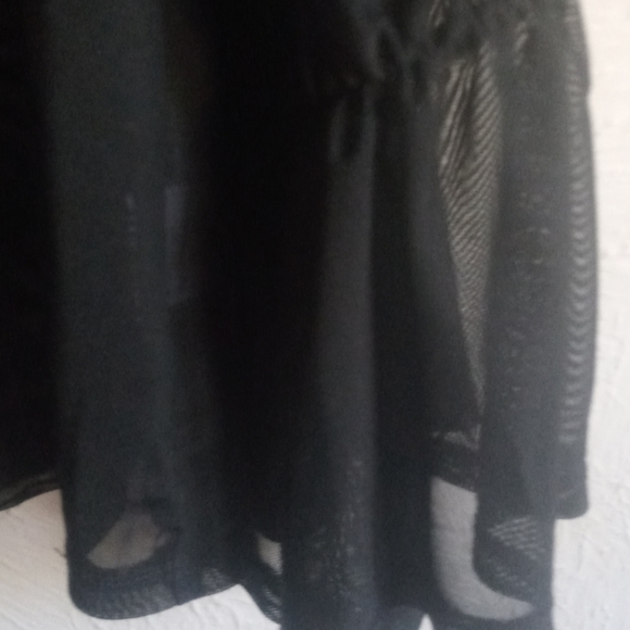 Up and Down See-thru Blouse - Picture 3 of 8